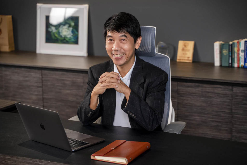 Francis Nguyen